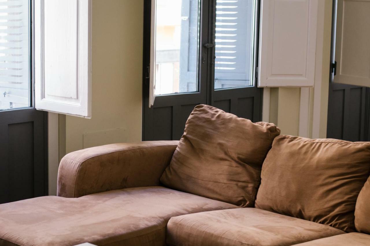 Apartamento Deluxe Zamora Bagian luar foto